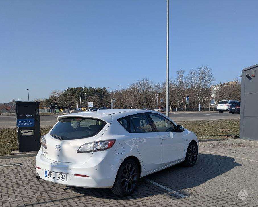 Mazda 3, 1.6 l., hečbekas