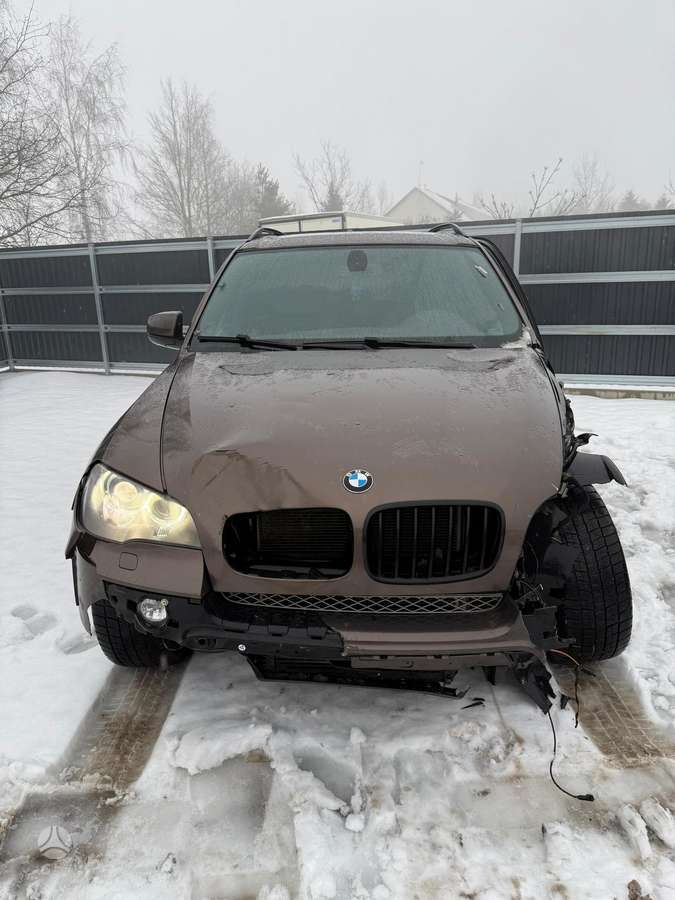 BMW X5 4 0d 225kw individual