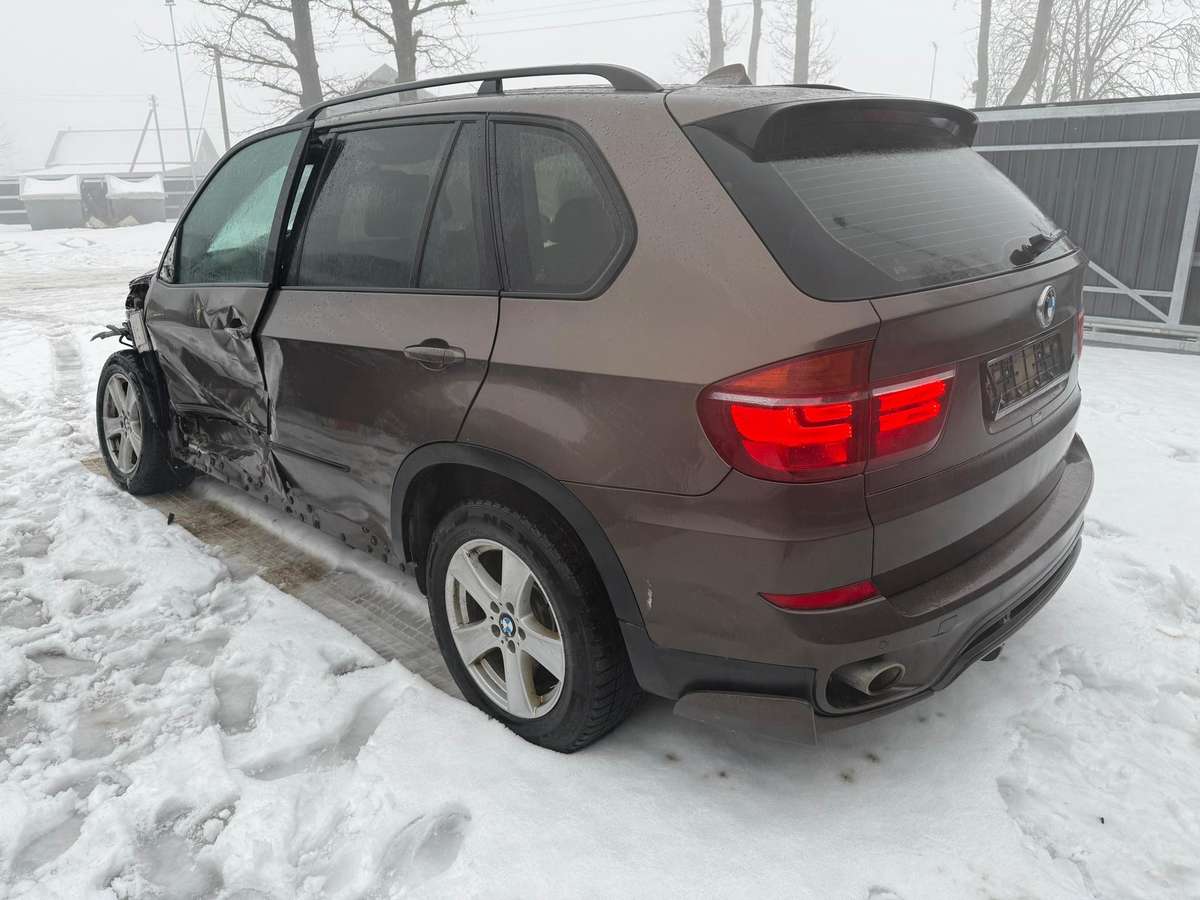 BMW X5 4 0d 225kw individual