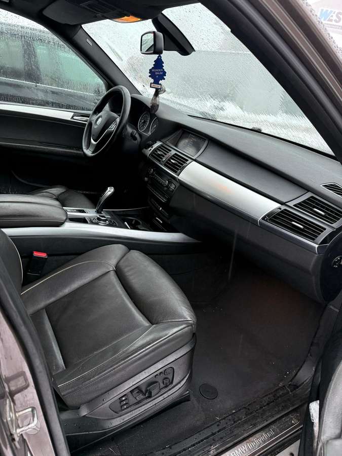 BMW X5 4 0d 225kw individual