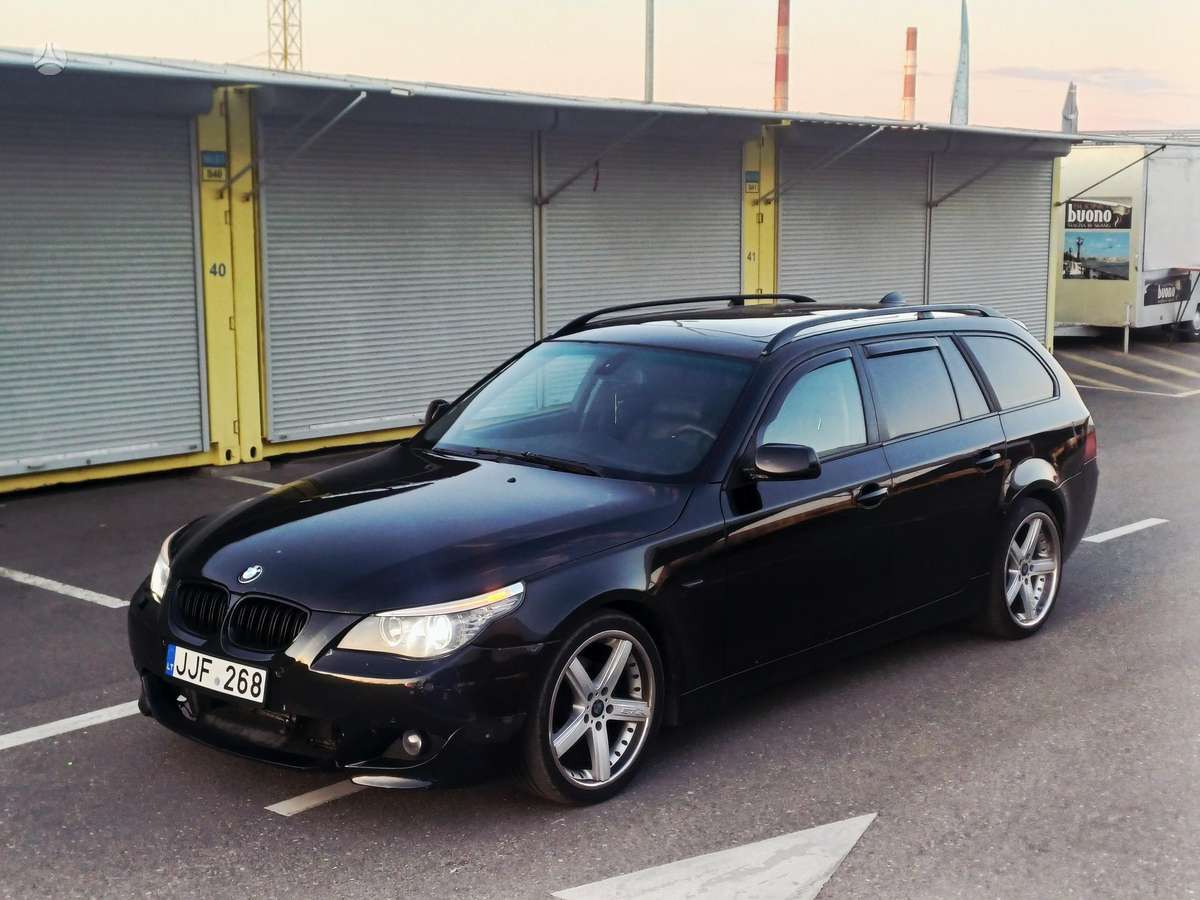 BMW 525, 2004