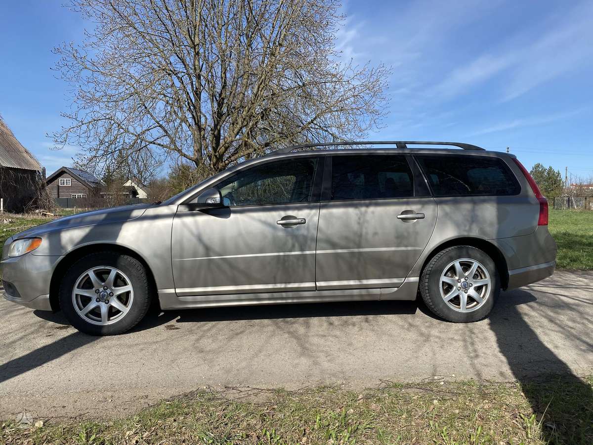 Volvo V70, 2.0 l., universalas