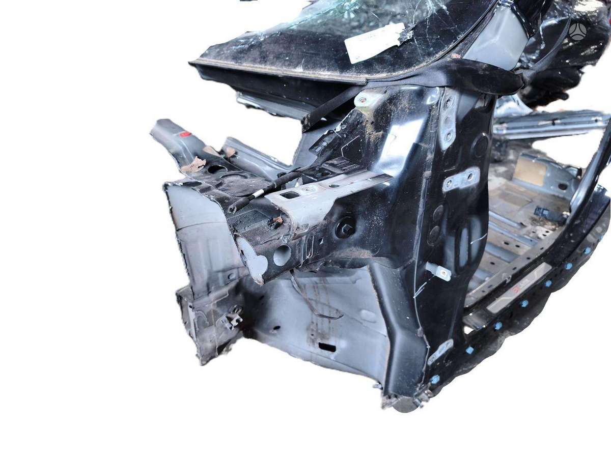 Ford Kuga hood (front, rear)