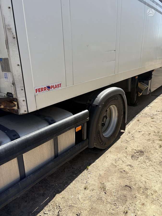 Scania R400, double sleeper