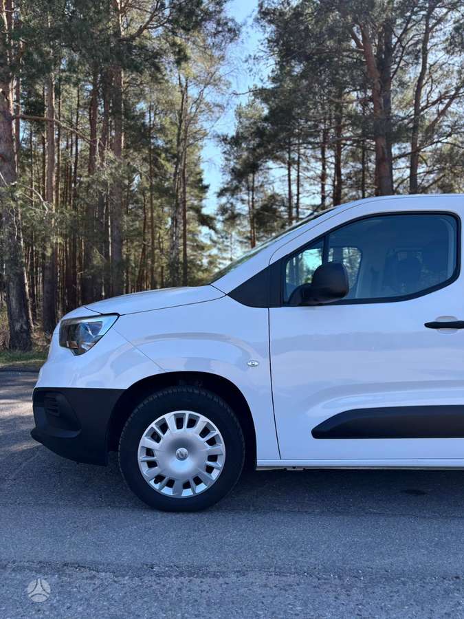 Opel Combo, 1.5 l., Минивэн