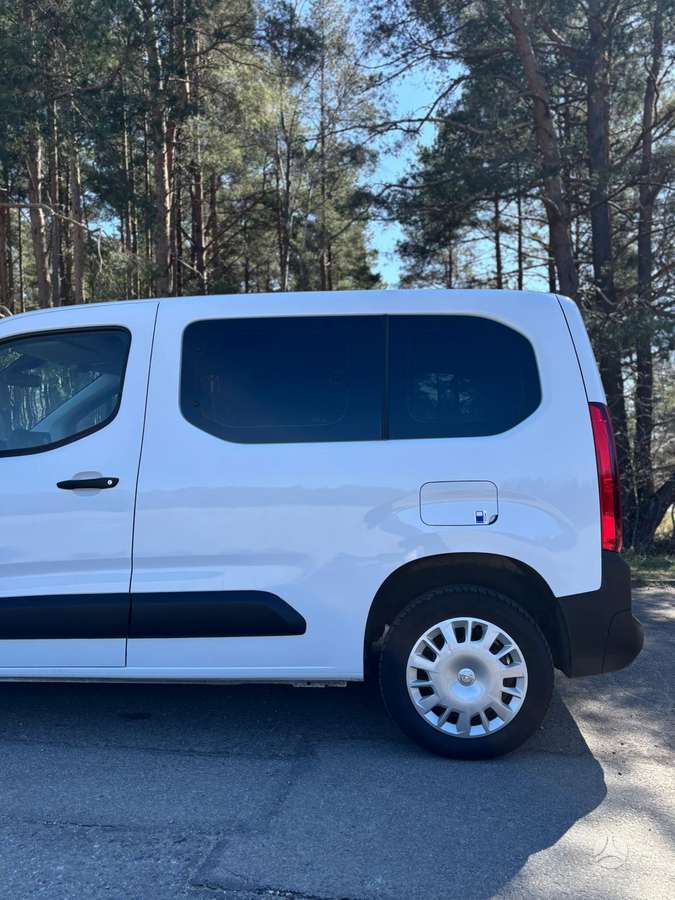 Opel Combo, 1.5 l., Минивэн