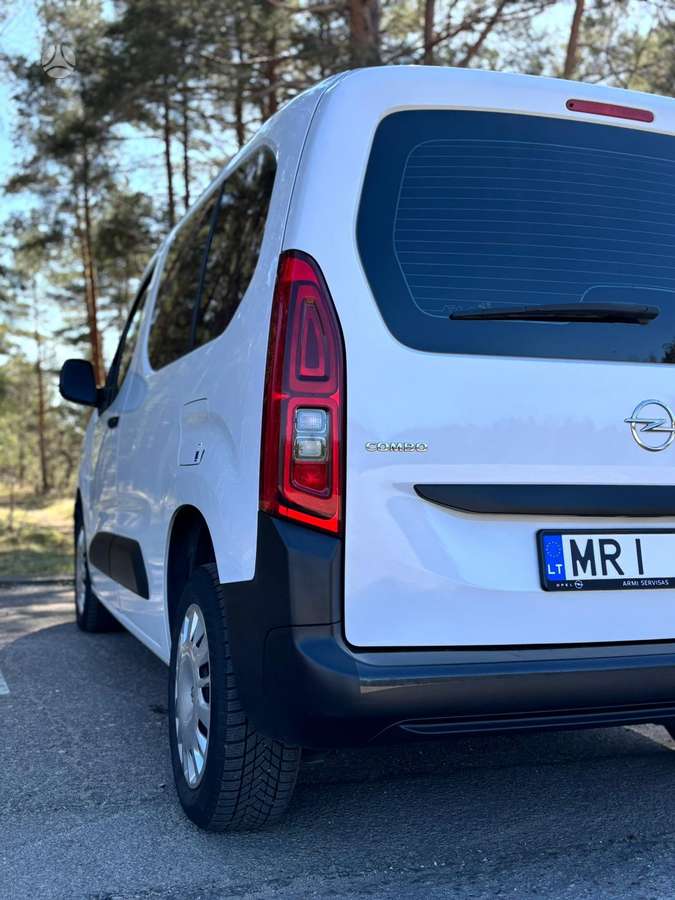 Opel Combo, 1.5 l., Минивэн