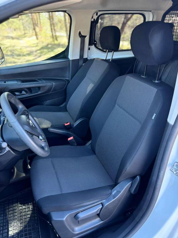 Opel Combo, 1.5 l., Минивэн