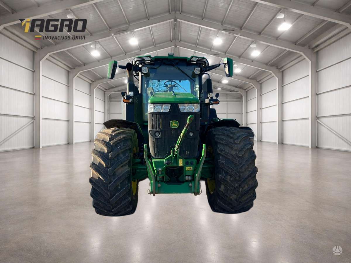 John Deere 7R350, traktoriai