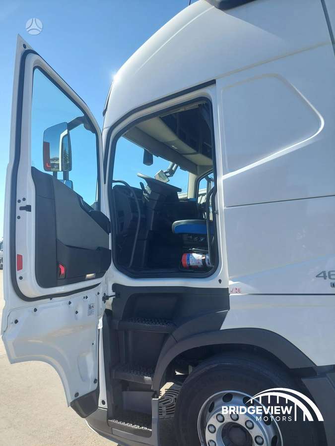 Volvo FH460, double sleeper