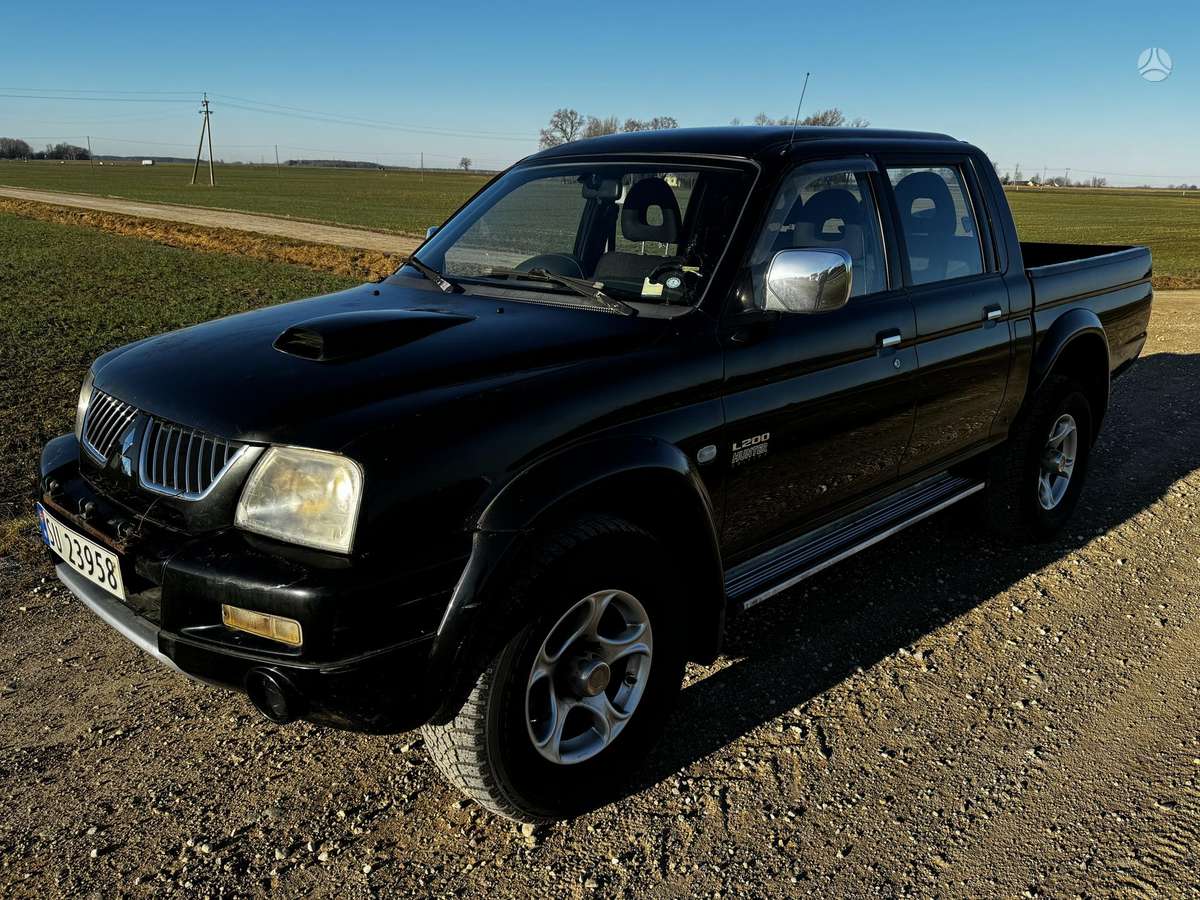 Mitsubishi L200, 2005