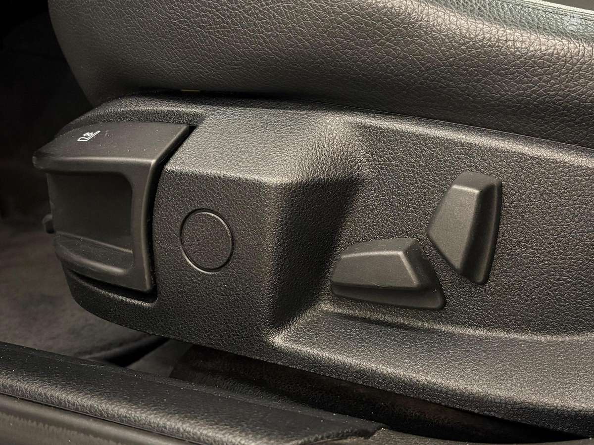 BMW 520, 2.0 l., Седан