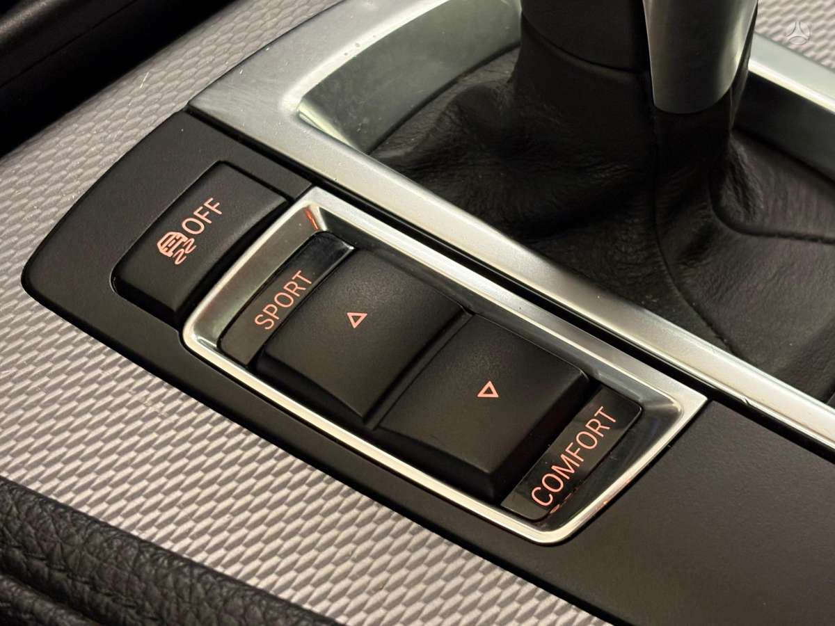BMW 520, 2.0 l., Седан