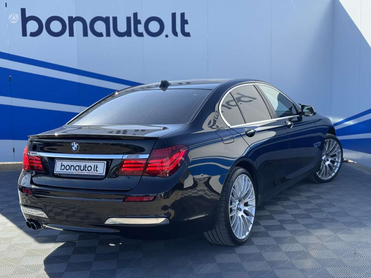 BMW 730, 3.0 l., limousine