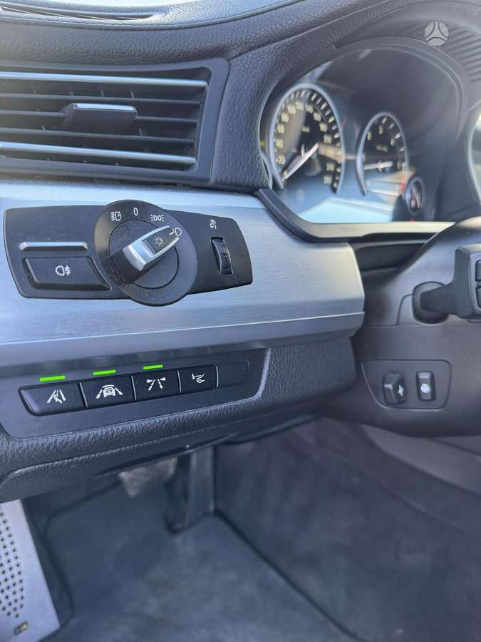 BMW 730, 3.0 l., limousine