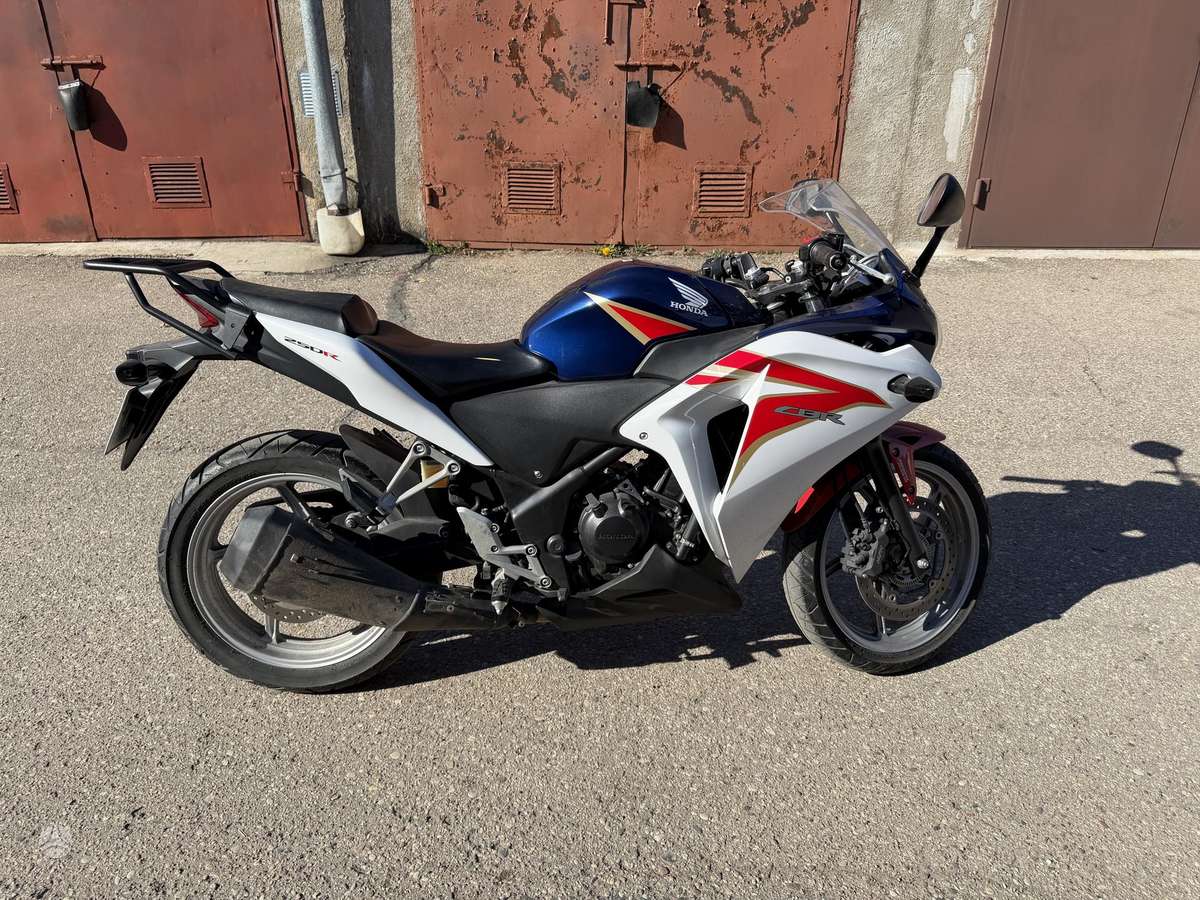 Honda CBR 250cc, спортбайки / superbikes