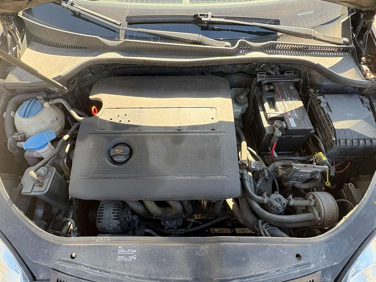 Volkswagen Golf rezerves daļās