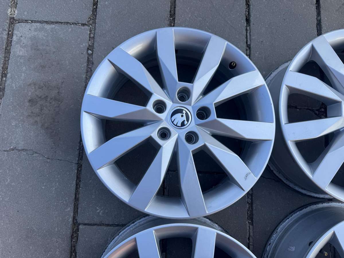 Skoda OCTAVIA, light alloy, R17