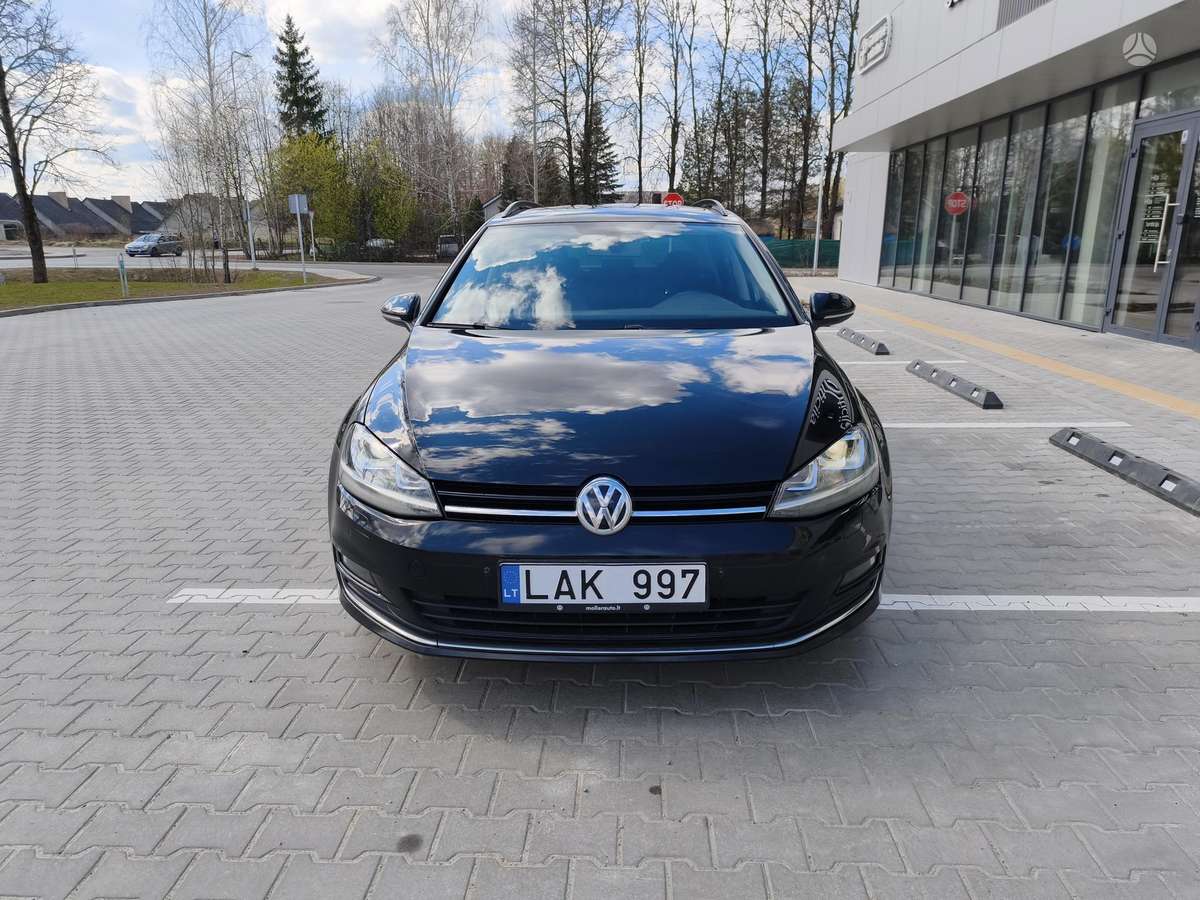 Volkswagen Golf - 9