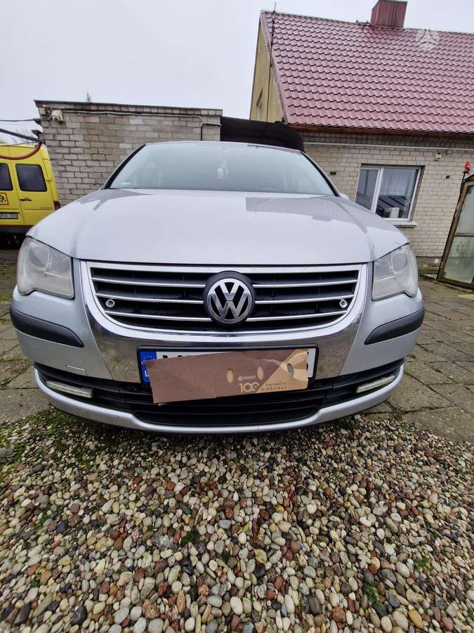 Volkswagen Touran, 2008