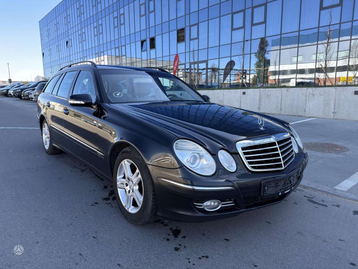 Mercedes-Benz E220, 2009