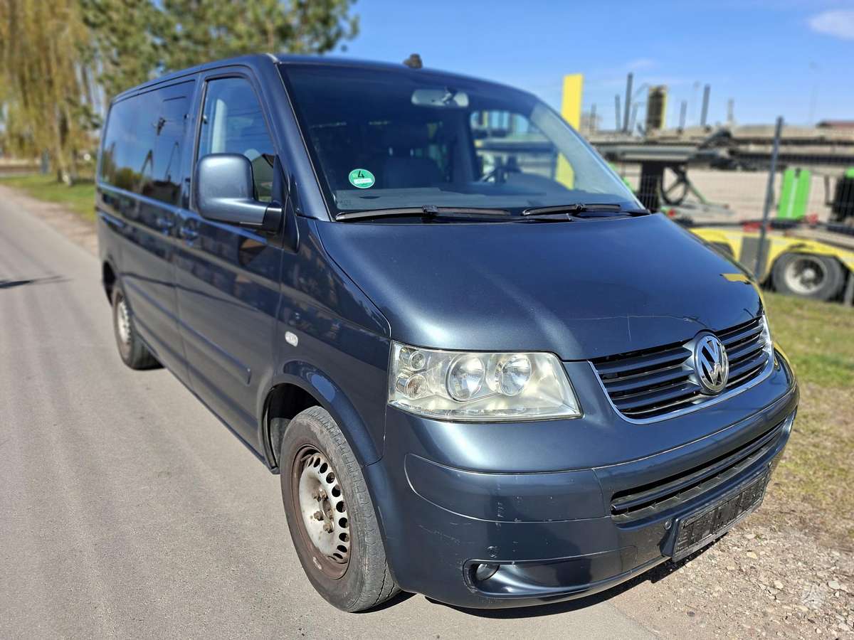 Volkswagen Multivan, 2004