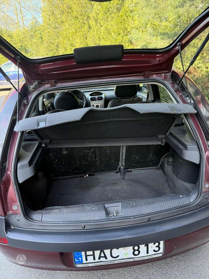 Opel Corsa, 1.2 l., hatchback