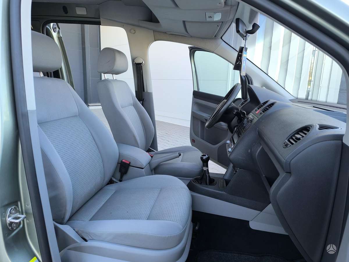 Volkswagen Caddy - 9