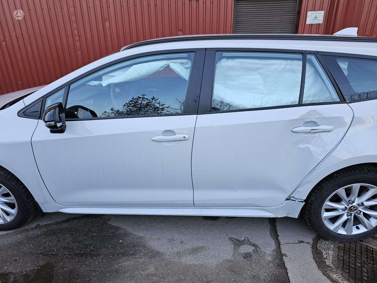 Toyota Corolla - 3