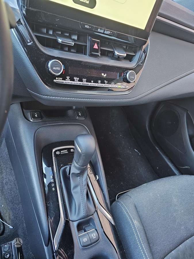 Toyota Corolla - 11