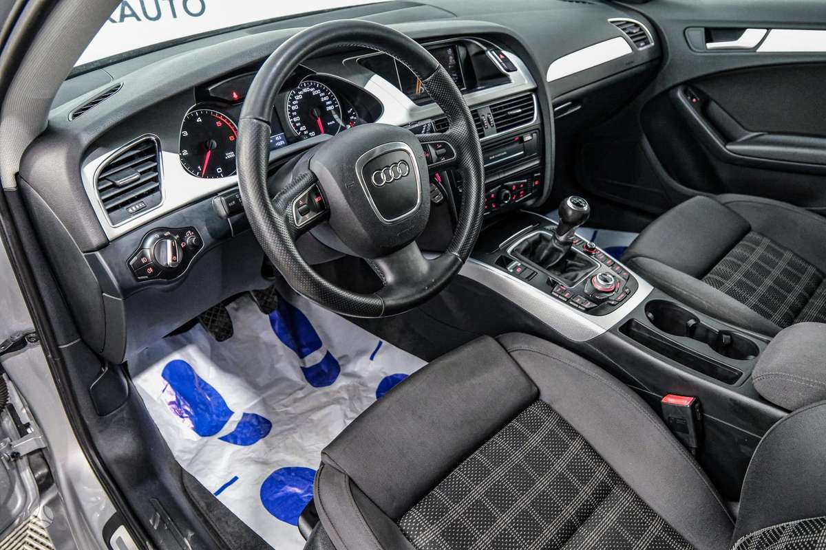 Audi A4, 2.0 l., Универсал