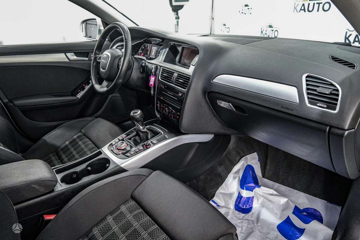 Audi A4, 2.0 l., Универсал