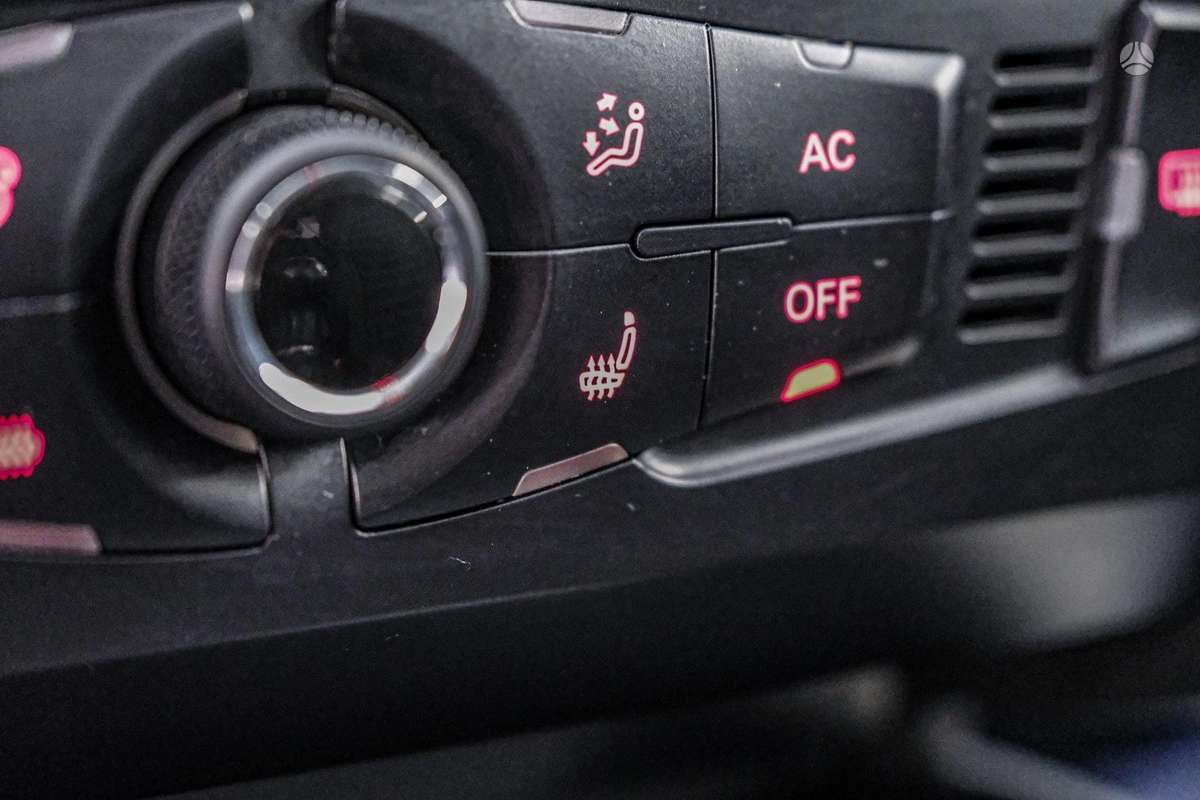 Audi A4, 2.0 l., Универсал