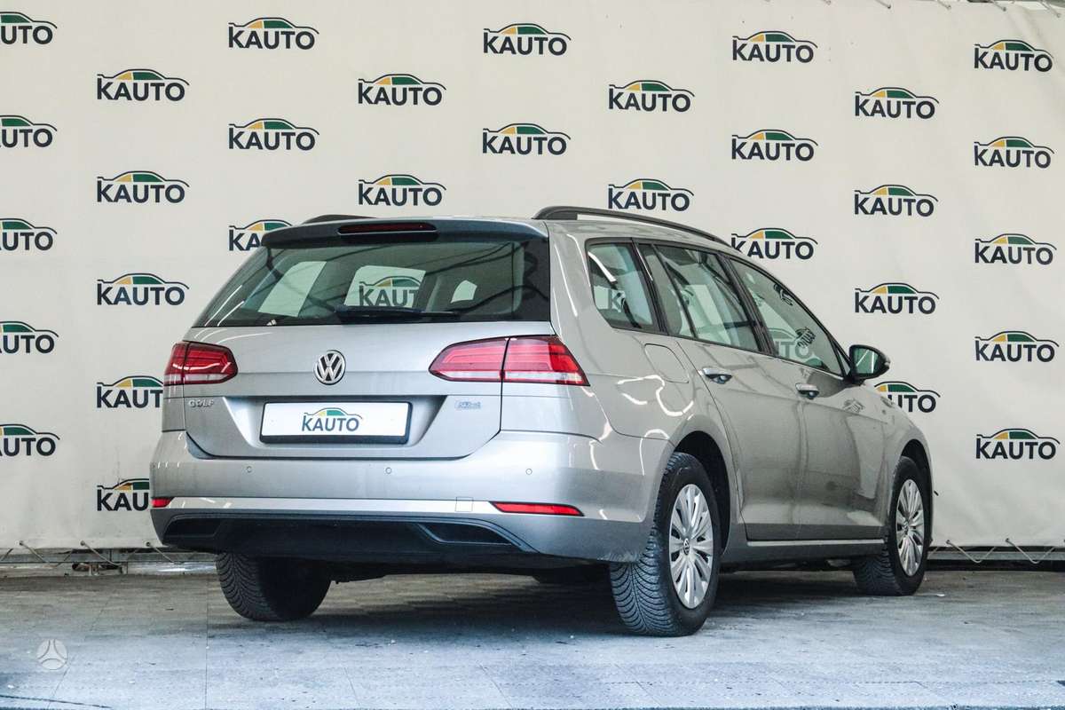 Volkswagen Golf, 1.0 l., Универсал