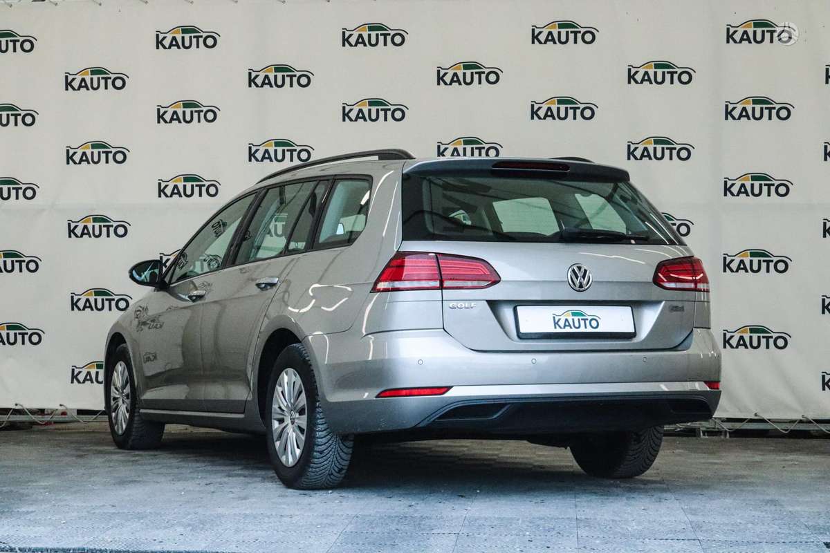 Volkswagen Golf, 1.0 l., Универсал