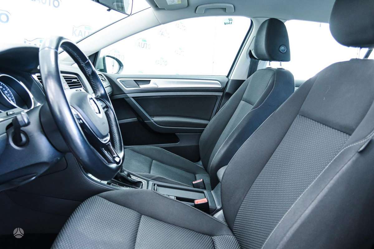 Volkswagen Golf, 1.0 l., Универсал