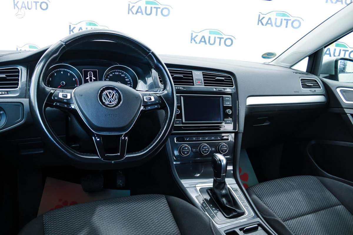 Volkswagen Golf, 1.0 l., Универсал
