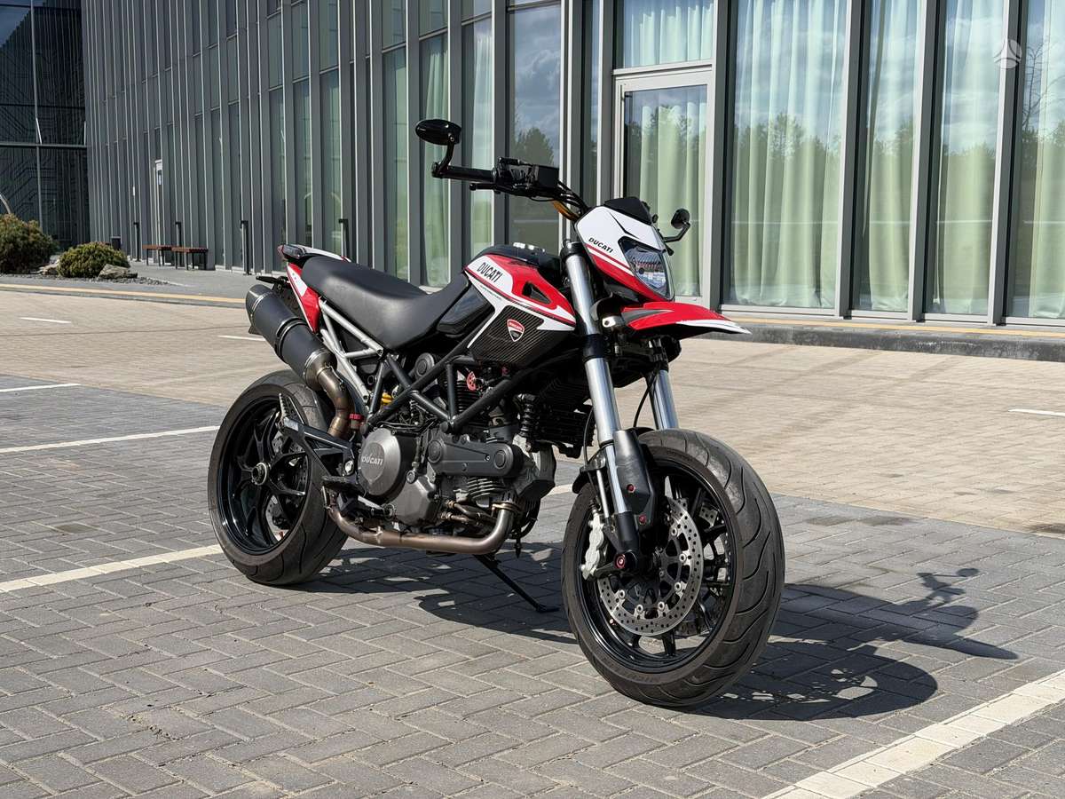Ducati Hypermotard 803cc, supermoto