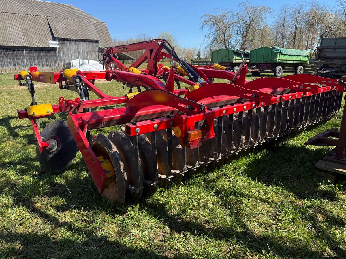 Vaderstad Cultus 350, žemės dirbimo / ruošimo technika
