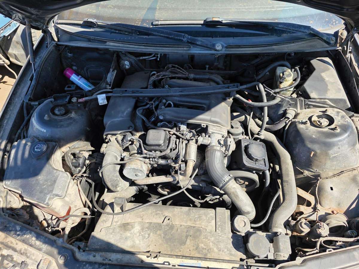 BMW 320 по частям