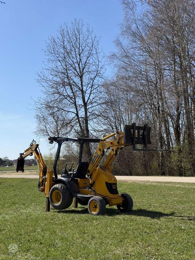 JCB Mini 4X4, mini krautuvai