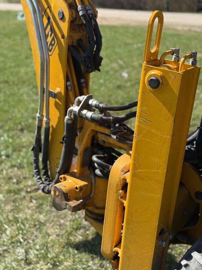 JCB Mini 4X4, mini krautuvai