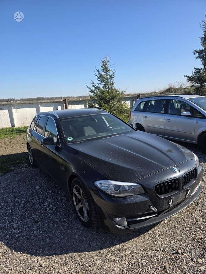 BMW 520, 2011