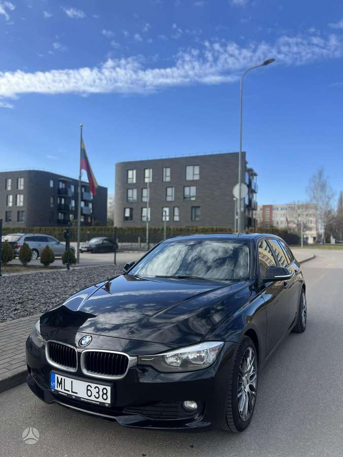 BMW 318, 2014