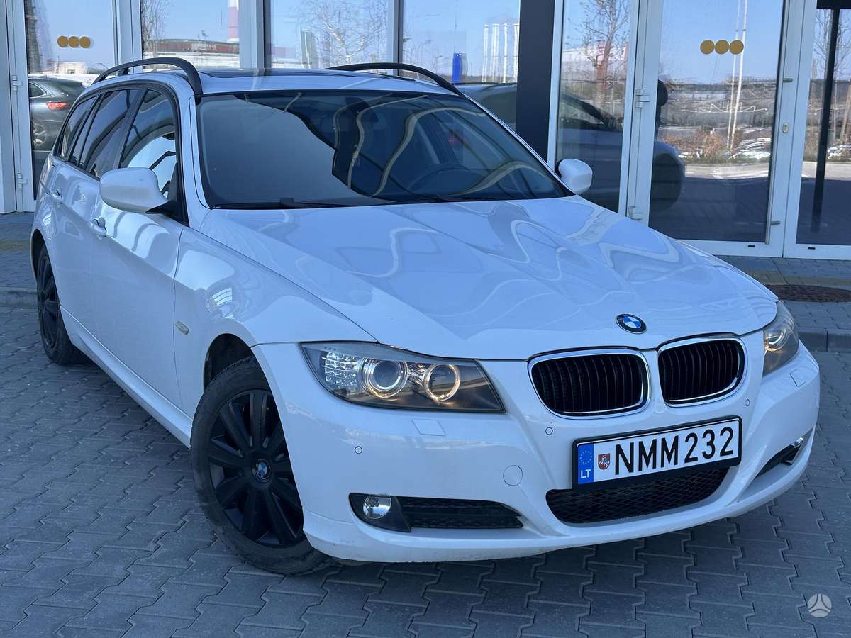 BMW 320, 2009