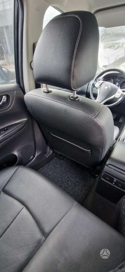 Nissan Pulsar, 1.2 l., hatchback