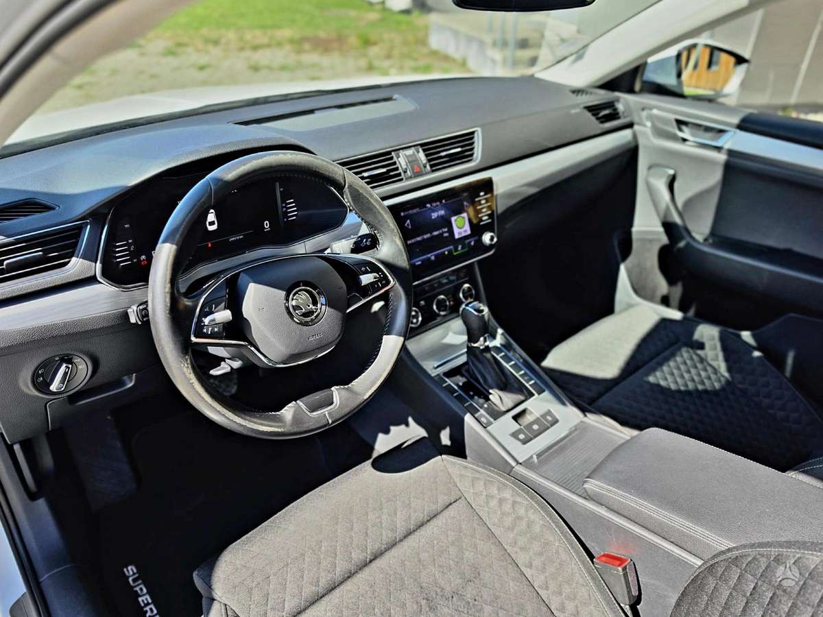 Skoda Superb, 2.0 l., hatchback