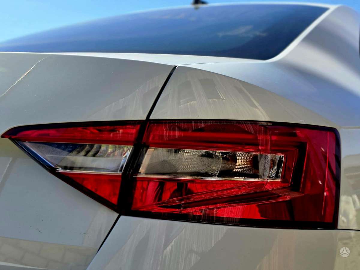 Skoda Superb, 2.0 l., hatchback
