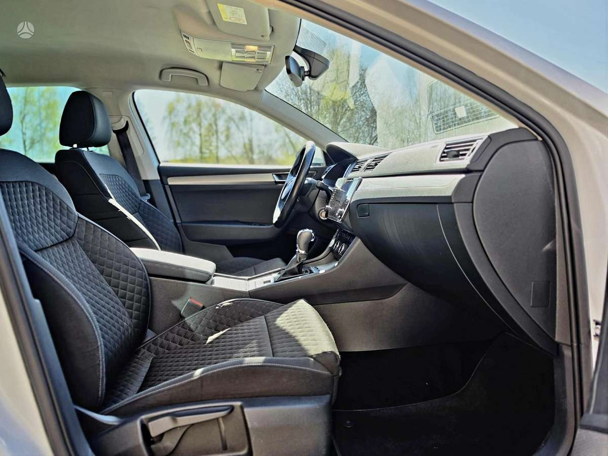 Skoda Superb, 2.0 l., hatchback