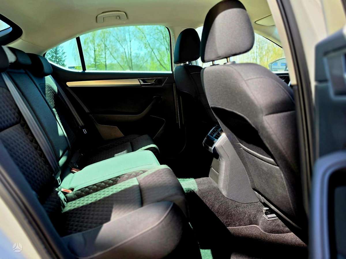 Skoda Superb, 2.0 l., hatchback